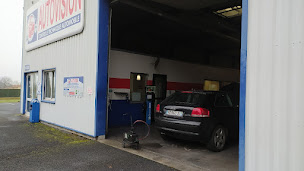 Photo n°14 de Centre de Contrôle Technique Automobile Civraisien CCTA à Saint-Pierre-d'Exideuil (Centre de contrôle technique)