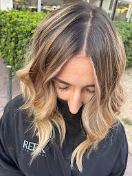 Photo n°20 de Jennifer Rodriguez à Cannes (Salon de coiffure)