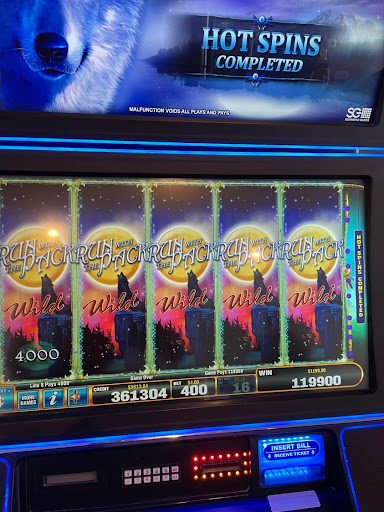 Betty's Place Video Slots and Poker - Thumbnail