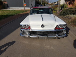 Photo n°12 de T.E.V.L à Courcelles (Société de transport international de marchandises)