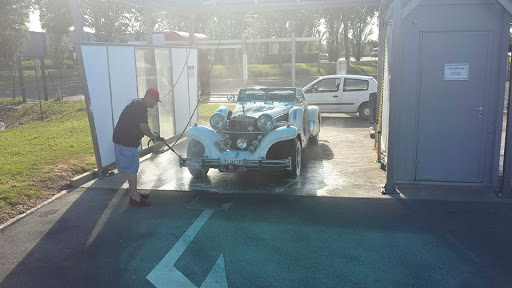 CAR WASH GALLARDON Gallery - France