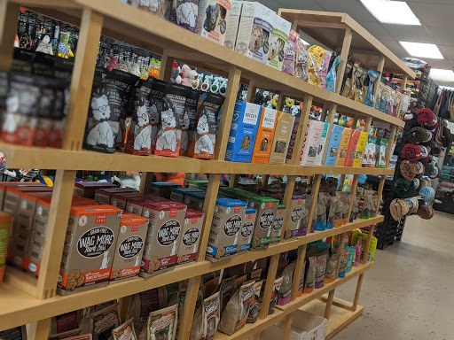 Unleashed, the Dog & Cat Store at Lake Boone Shopping Center - Thumbnail