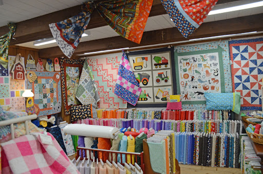 The Stitchery - Visual