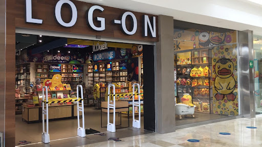 Log-On Brands (Galerías Guadalajara)