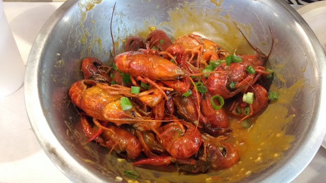 Pinch Boil House