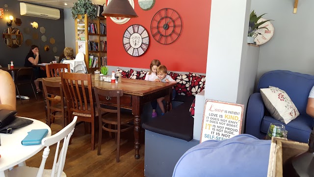 Unwritten Bookshop Cafe