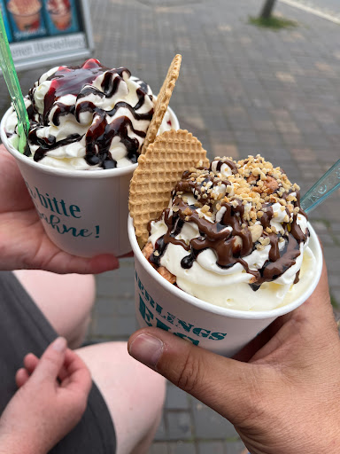 Eiscafe Little Penguin - Visual