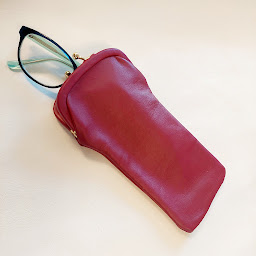 Photo n°5 de CUIR MARINE à Ubaye-Serre-Ponçon (Magasin de souvenirs)