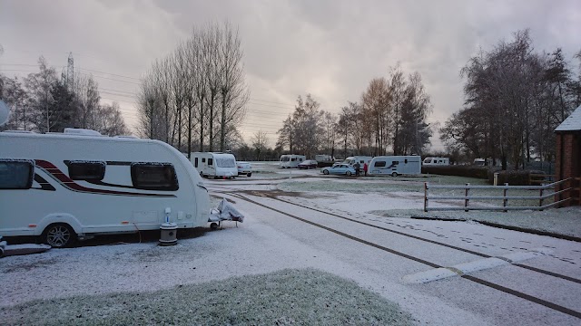 Chester Fairoaks Caravan and Motorhome Club Campsite