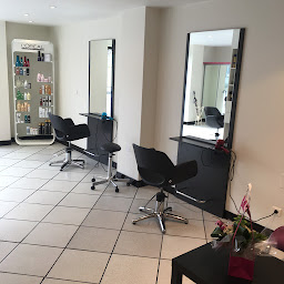 Photo n°7 de NT Coiff' à Malemort (Salon de coiffure)