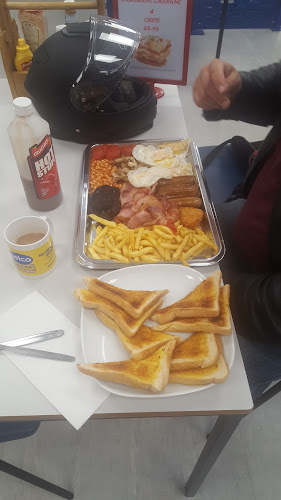 Reviews of Cafe Max in Milton Keynes - Caterer