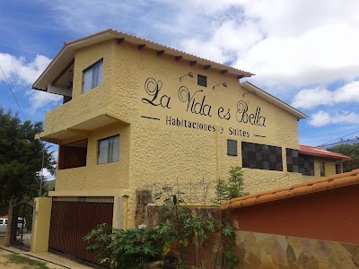 Photos of La Vida es Bella