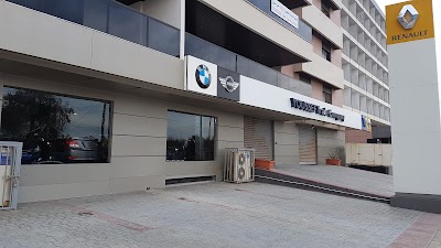 car-dealer