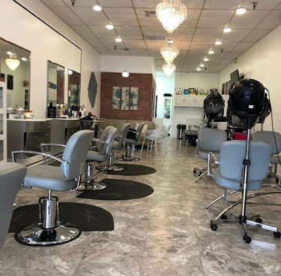 Foto de LUXURY HAIR LOUNGE