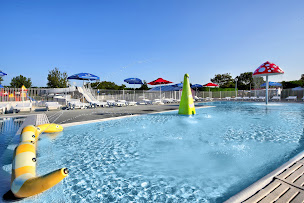 Photo n°37 de Flower Camping Les Ilates | Camping 4 étoiles Ile de Ré - Loix à Loix (Piscine)