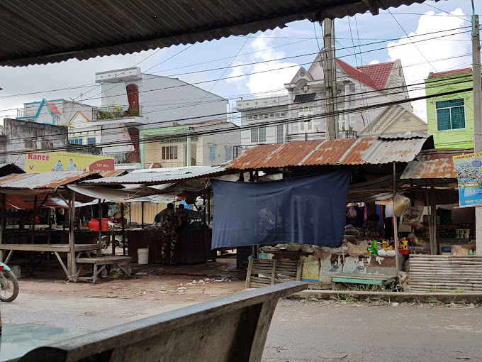 Chợ Ngã Năm Cây Trâm