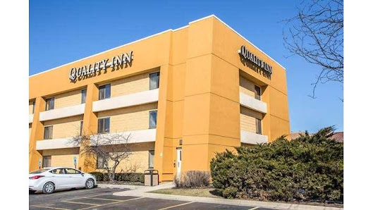 Quality Inn Elgin I-90 500 Tollgate Rd, Elgin, IL 60123