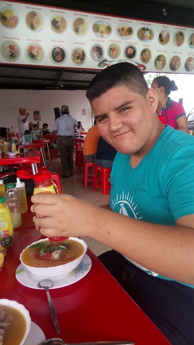 Photos of Pajaro Rojo