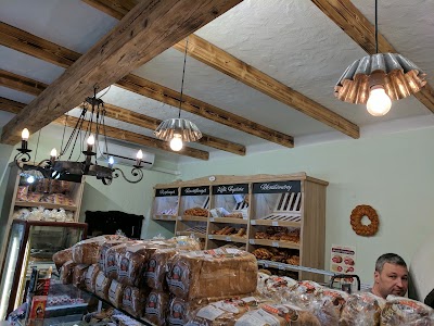 Photos of P&eacute;ks&uuml;ti s&uuml;tőipari Kft