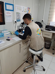 Photo n°7 de ONG EliseCare à Paris (Association bénévole)