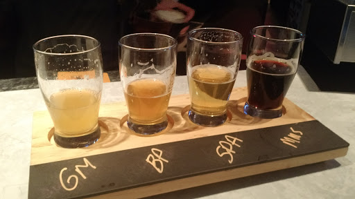 Simonet's Bar - Visual