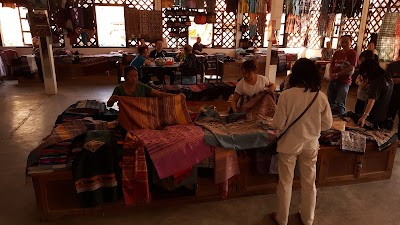 Photos of Thammavongsavanh Silversmith