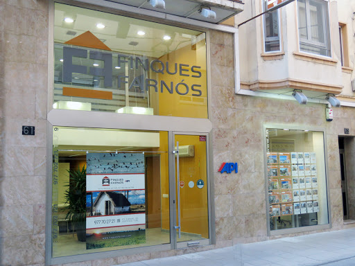 Finques Farnós - API