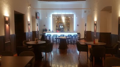Photos of P Calder&oacute;n