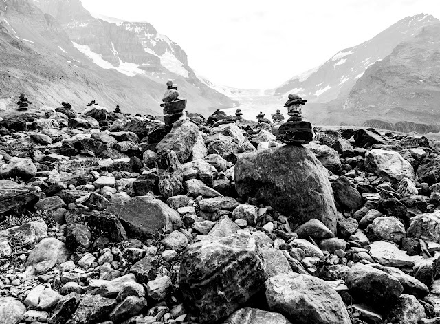 Columbia Icefield Trailhead