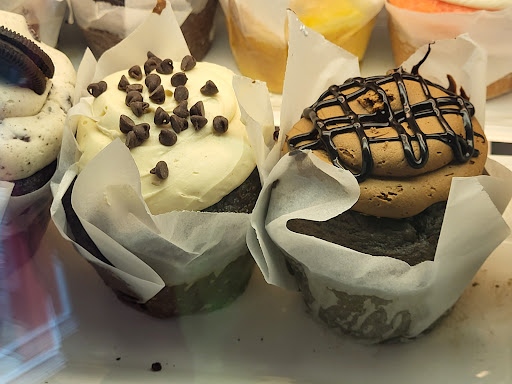 Colossal Cupcakes and Cones - Thumbnail