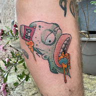 Johnny momie tattoo à Villedieu-lès-Bailleul
