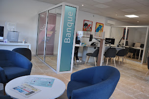 Photo n°2 de AXA Assurance et Banque Sentilhes Grand à Villeneuve-lès-Avignon (Agence d'assurance pour locataires)