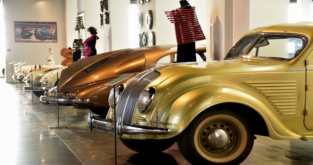 Museo Automovilístico y de la Moda