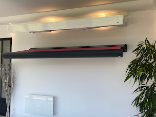 Photo n°25 de Garnier Stores & Fils à Magny-en-Vexin (Magasin de fenêtres en PVC)