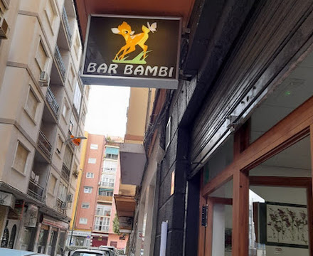 Bambi Cafe & Bar, bar in Granada
