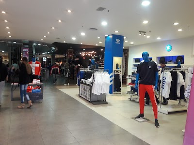 Photos of Maxi Mall Urbano