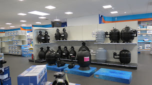 Photo n°3 de Cash Piscines à Idron (Service de réparation de piscines)