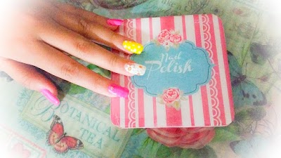 Photos of Nail Polish U&ntilde;as Profesionales en ACRIGEL, GEL Y PERMANENTE