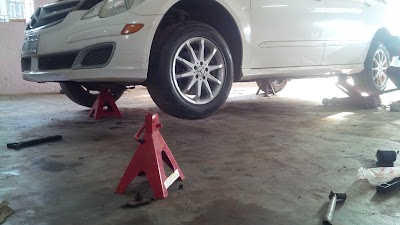 Photos of INTERLAND AUTO CLINIC