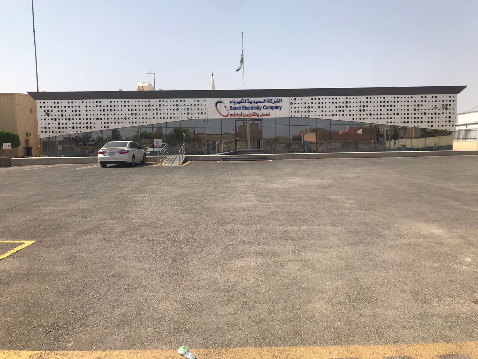 الشركة السعودية للحديد والأخشاب - صورة 2