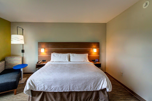 Holiday Inn Express Fort Walton Beach Central, an IHG Hotel - Thumbnail