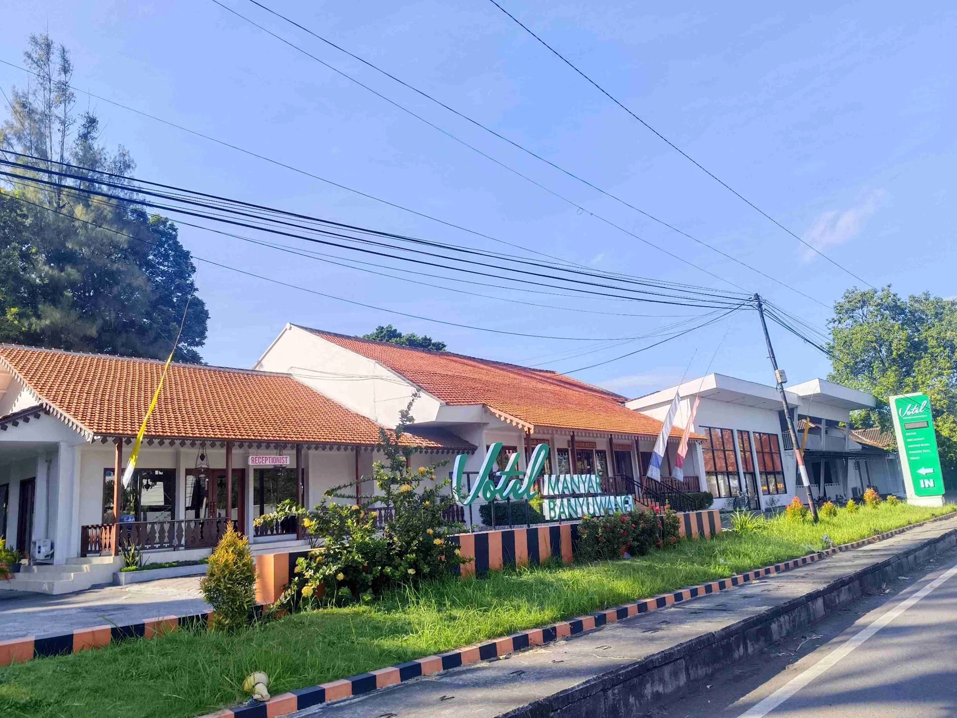 Votel Manyar Hotel & Resort