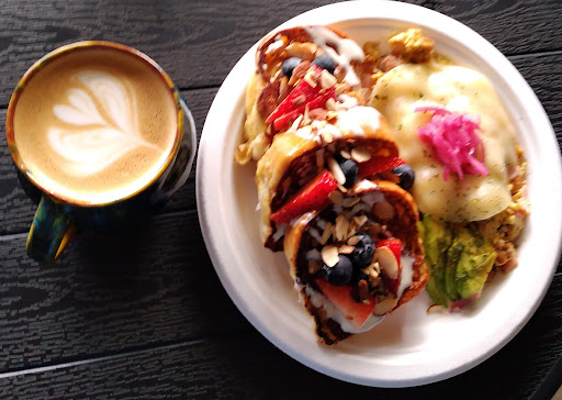 Colaitos Coffee Bar - Thumbnail