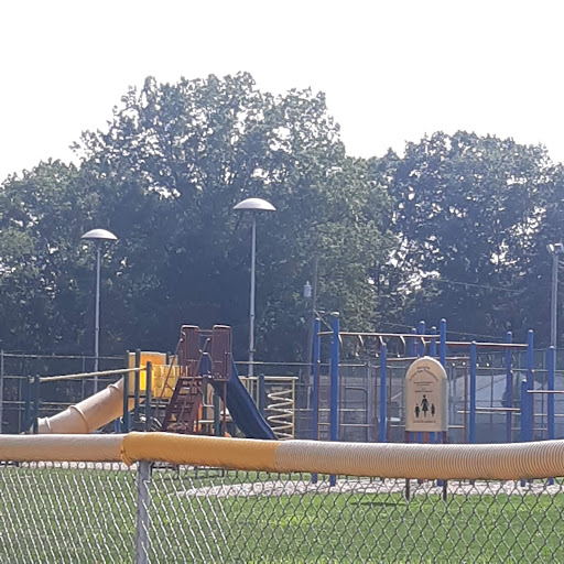 Brooklyn heights village park Logo