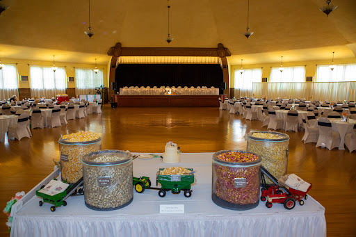 Popcorn Wagon Frankenmuth - Thumbnail