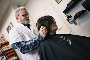 Photo n°15 de COIFFURE BARTHEL - Coiffeur Barbier à Sarreguemines (Salon de coiffure)