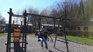 Photo n°20 de Camping Le Clos Cacheleux en Baie de Somme : hébergements insolites et piscine couverte et découvrable à Miannay (Spa)