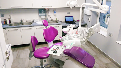 Stomatologia Rodzinna/Ortodoncja Anna Guzowska