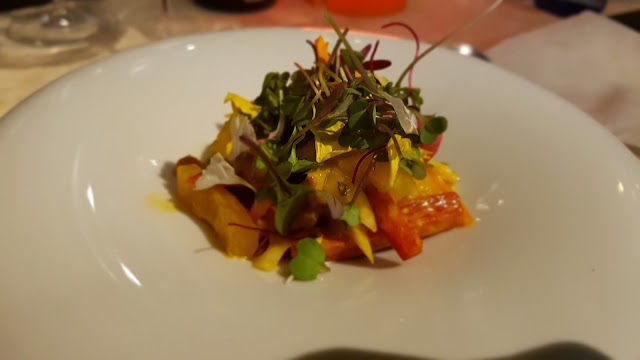 Indochine Restaurant: Ly Leap