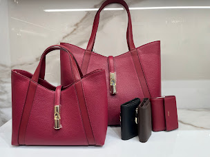 Photo n°6 de Furla Shop à Strasbourg (Boutique de sacs à main)